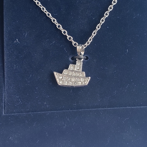 Bell & Rose Watch and Necklace Set - Picture 3 of 4